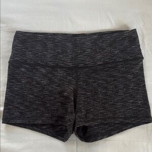 Fleo Black Heathered Shorts - S
